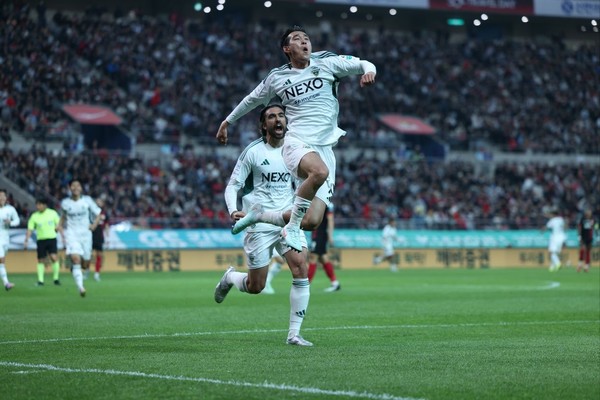 전북 현대는 3일 서울월드컵경기장에서 FC서울과 하나은행 K리그 1 11라운드 원정 경기에서 송민규의 결승골을 앞세워서 1-0으로 승리를 거뒀다.(사진=전북 현대 모터스 제공)