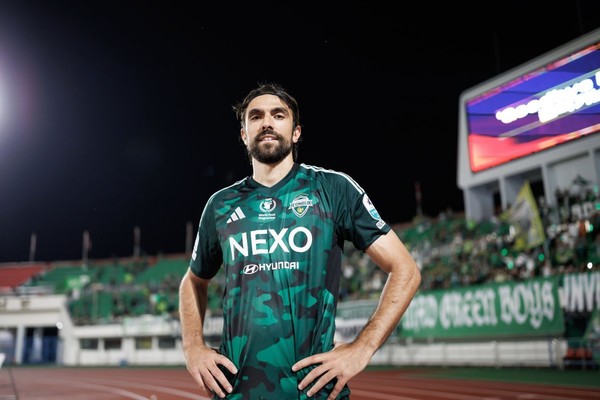 전북 현대 공격수 콤파뇨가 K리그1 21라운드 MVP로 선정됐다.(사진=한국프로축구연맹 제공)